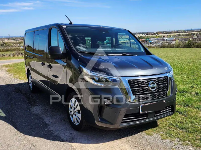 2021 Nissan NV 300