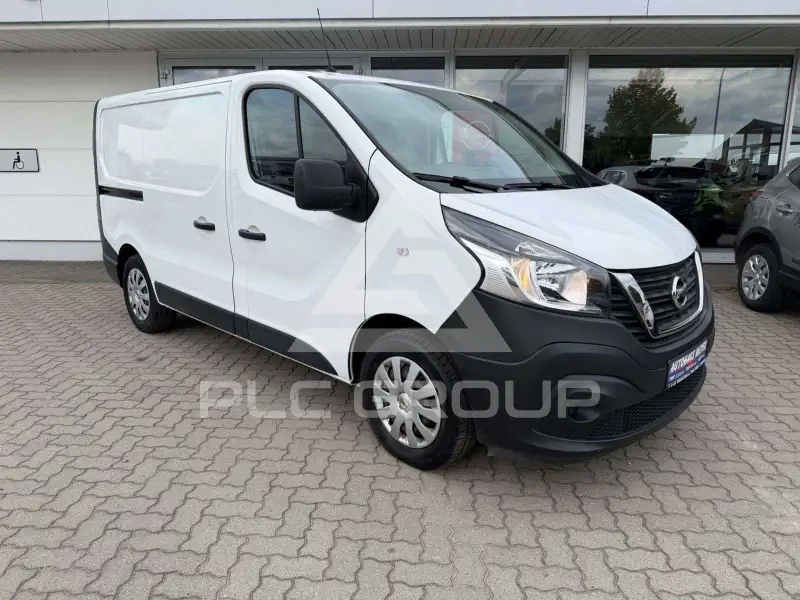 2021 Nissan NV 300