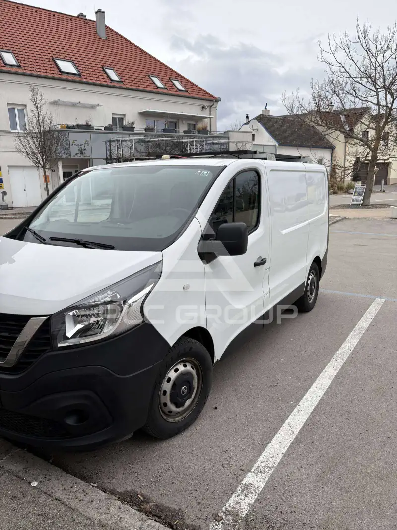 2021 Nissan NV 300