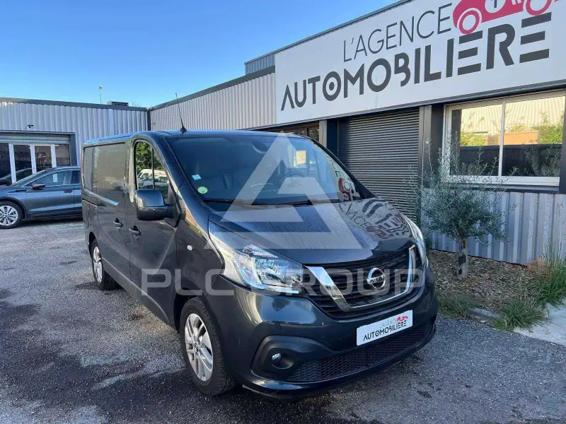 2021 Nissan NV 300