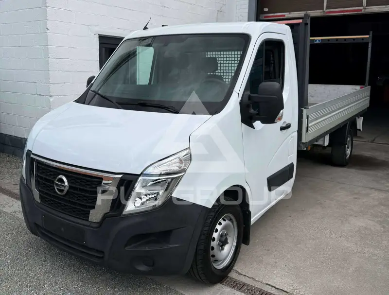 2021 Nissan NV 400