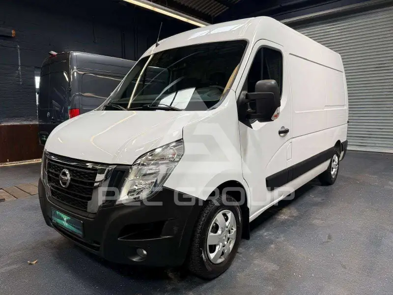2021 Nissan NV 400