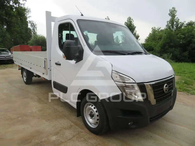 2021 Nissan NV 400