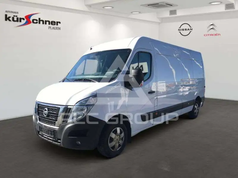 2021 Nissan NV 400