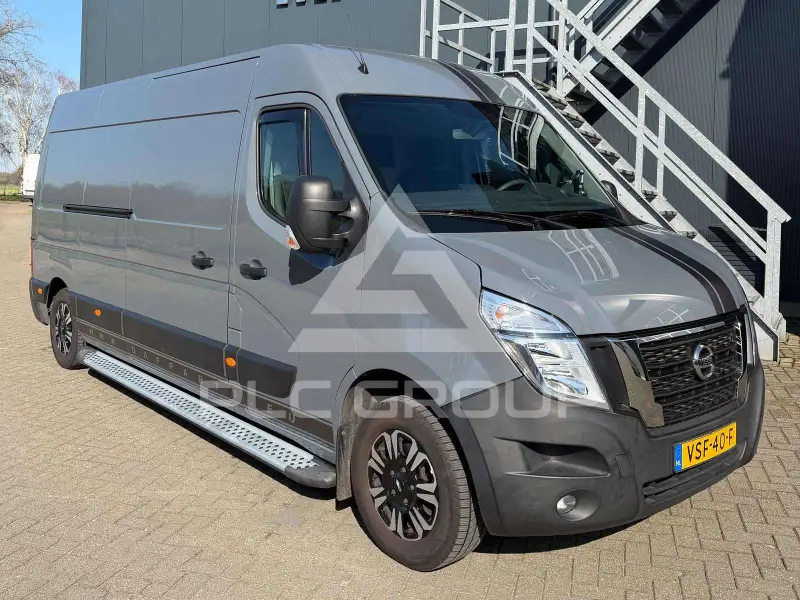2021 Nissan NV 400