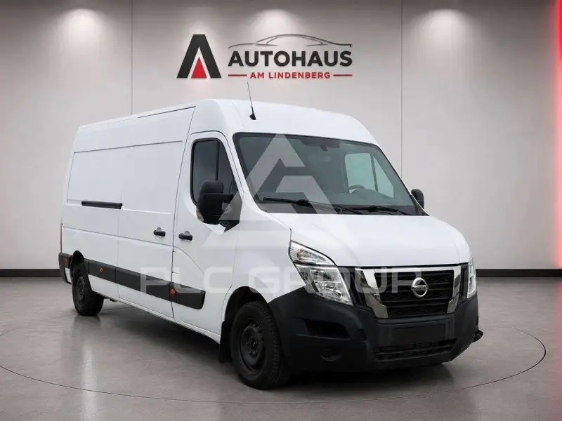 2021 Nissan NV 400