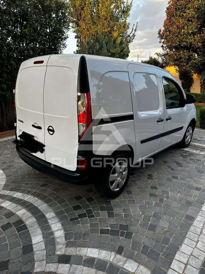 2021 Nissan NV 250