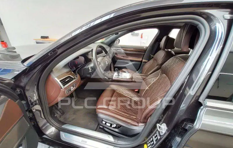 2021 BMW 740
