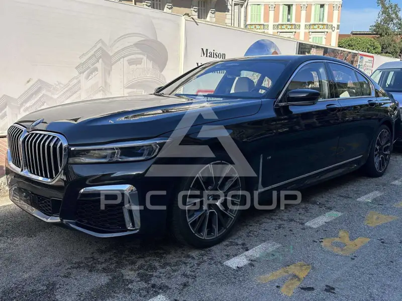 2021 BMW 750