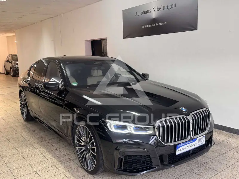 2021 BMW 750