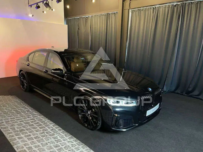 2021 BMW 750