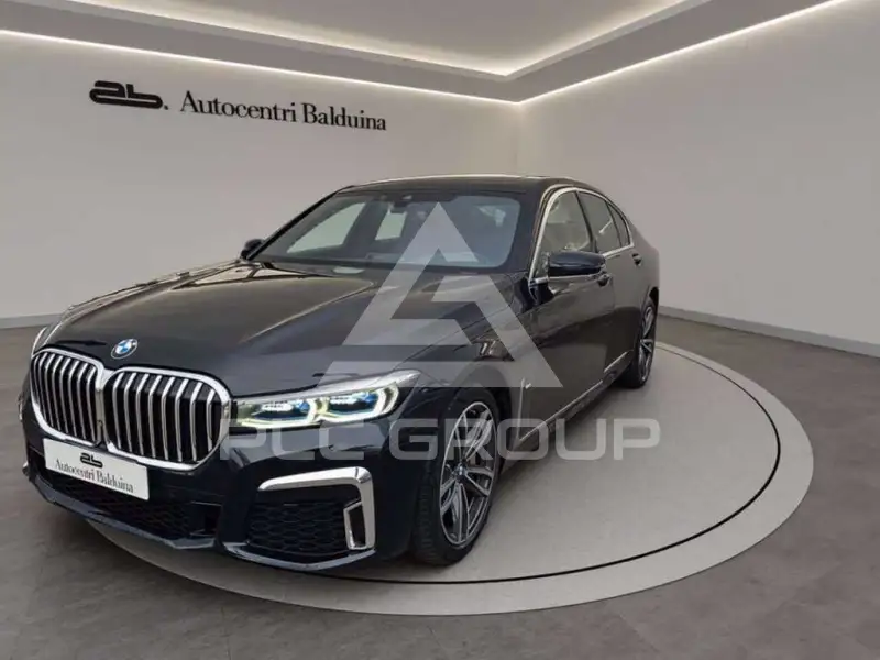 2021 BMW 750