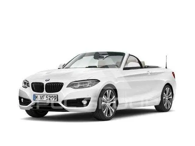 2021 BMW 230