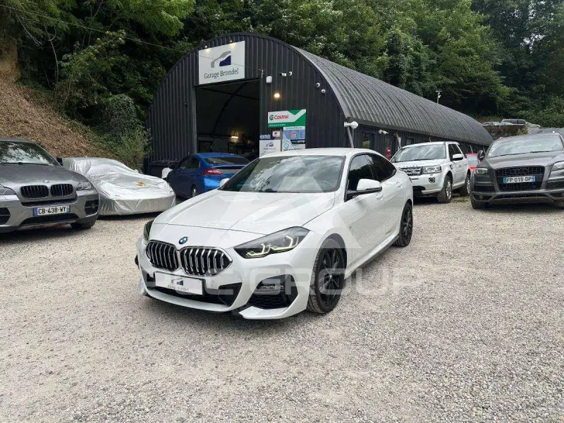2021 BMW 220