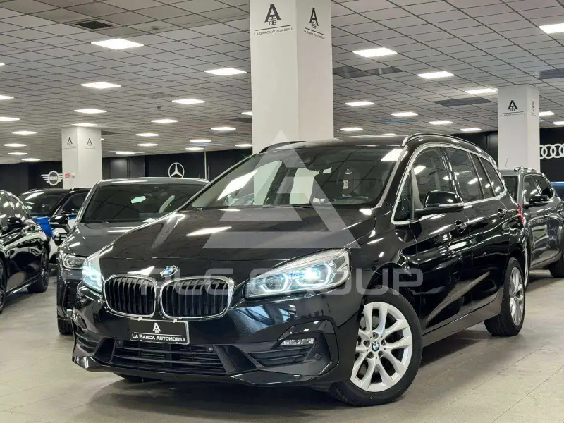 2021 BMW 220