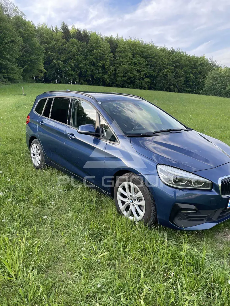 2021 BMW 220