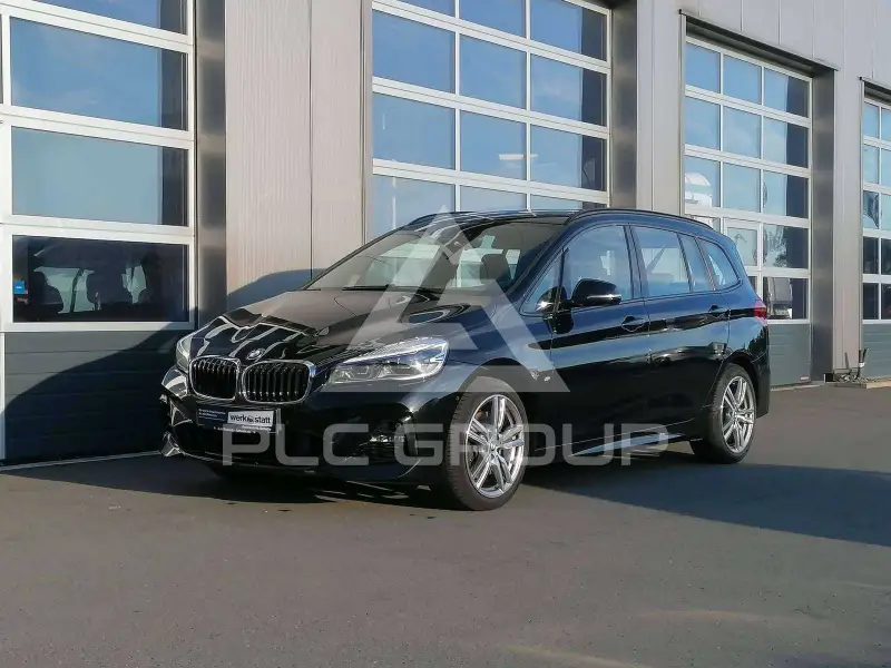 2021 BMW 220