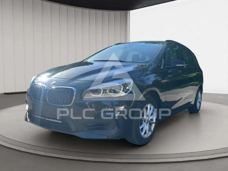 2021 BMW 216