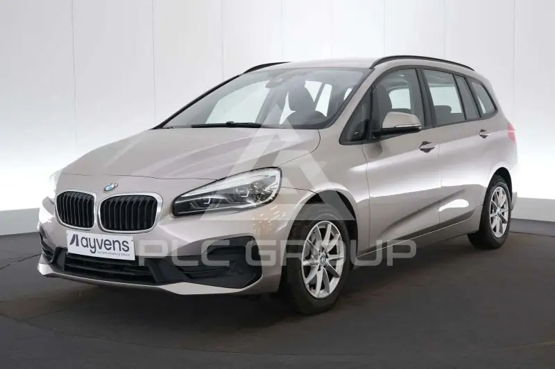 2021 BMW 216