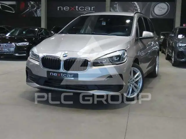 2021 BMW 216