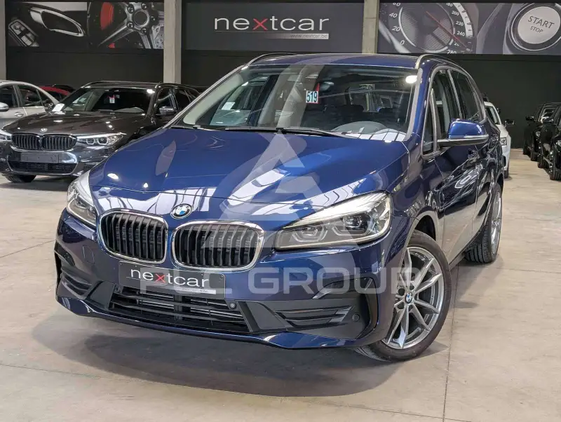2021 BMW 216