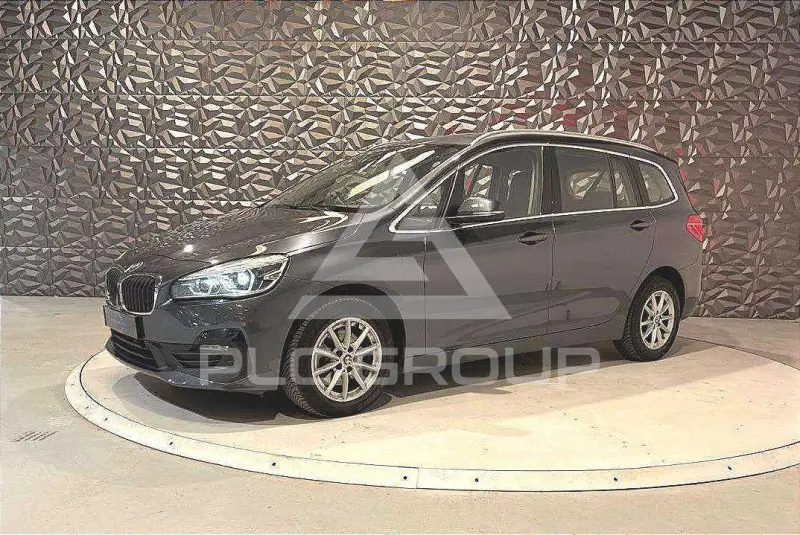 2021 BMW 216