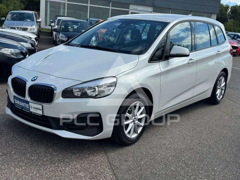 2021 BMW 216