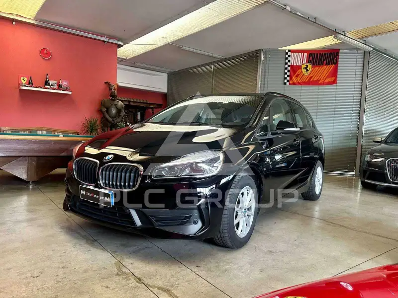 2021 BMW 216