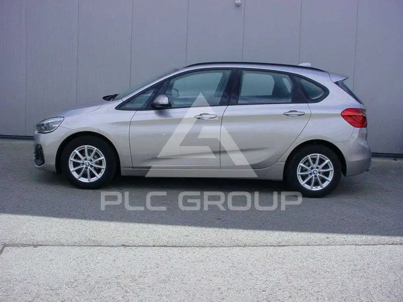 2021 BMW 216