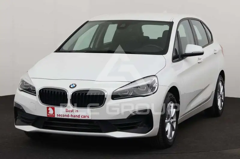2021 BMW 216
