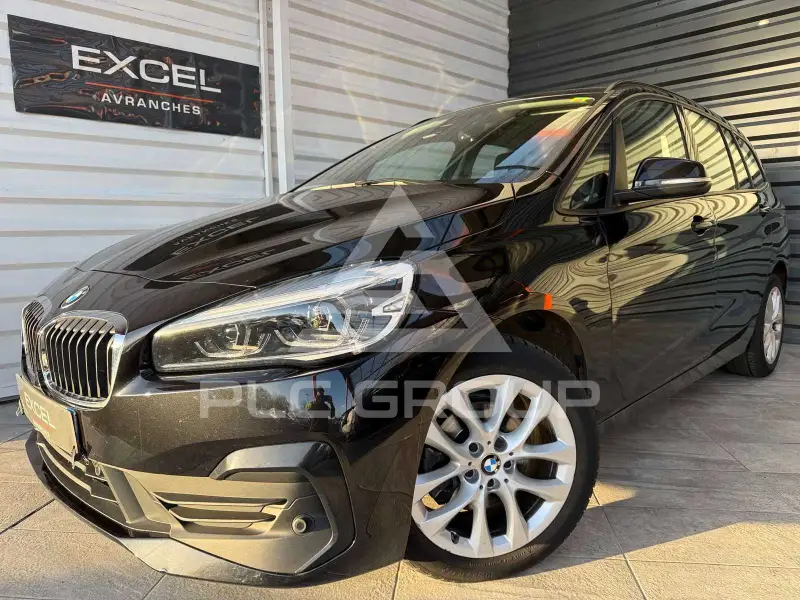 2021 BMW 216