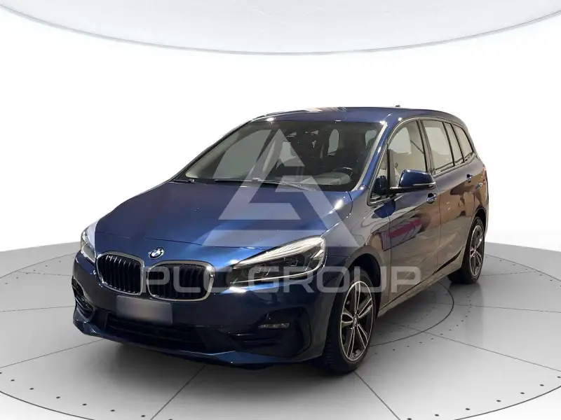 2021 BMW 216