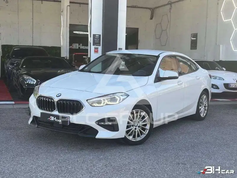 2021 BMW 216