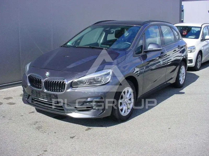 2021 BMW 216