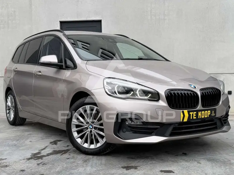 2021 BMW 216