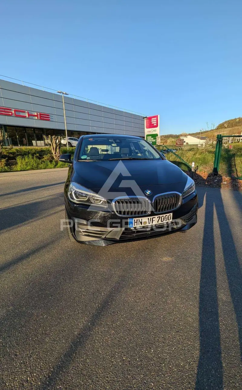 2021 BMW 216