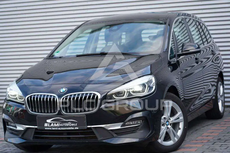 2021 BMW 216