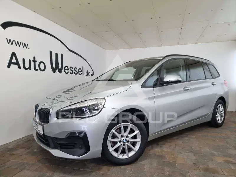 2021 BMW 216