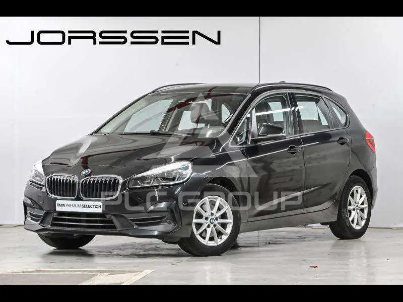 2021 BMW 216