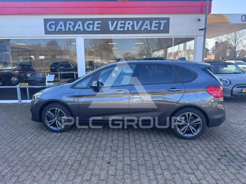 2021 BMW 225