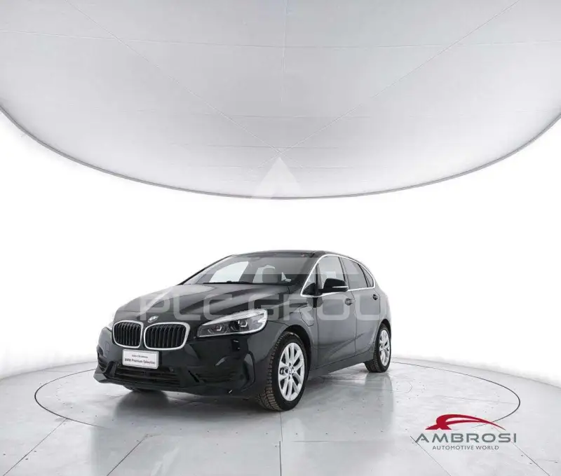 2021 BMW 225