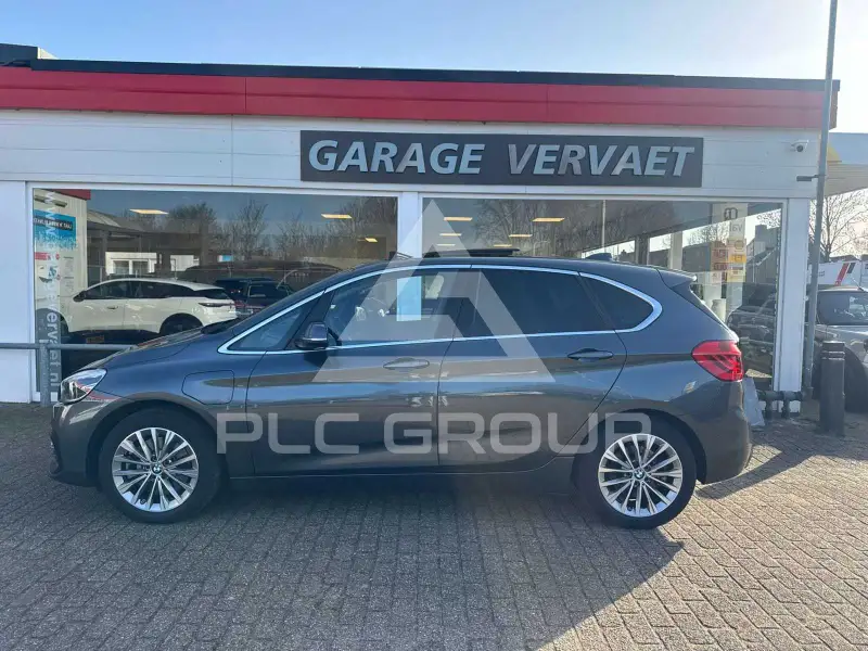 2021 BMW 225