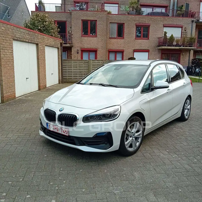 2021 BMW 225
