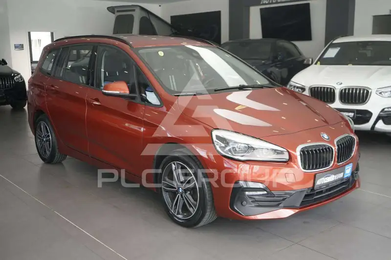 2021 BMW 216