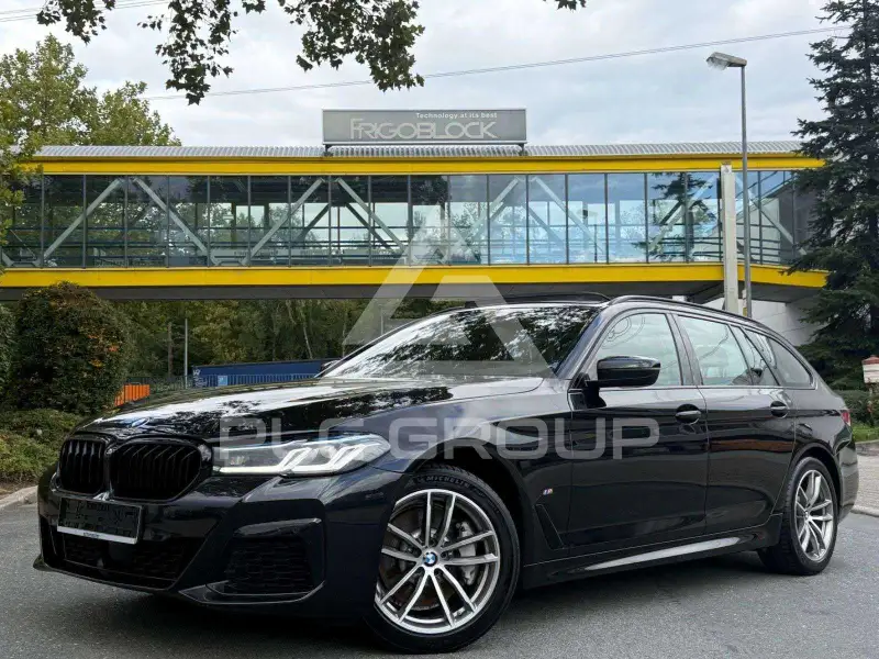 2021 BMW 530