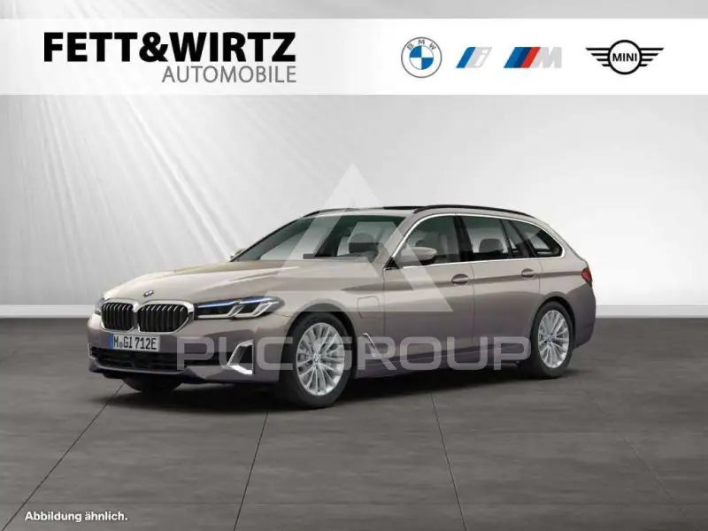 2021 BMW 530