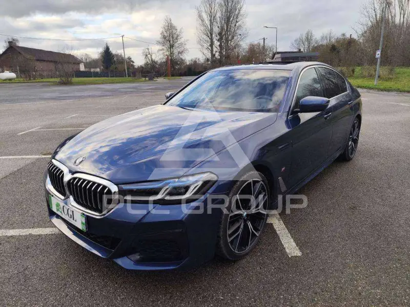 2021 BMW 530