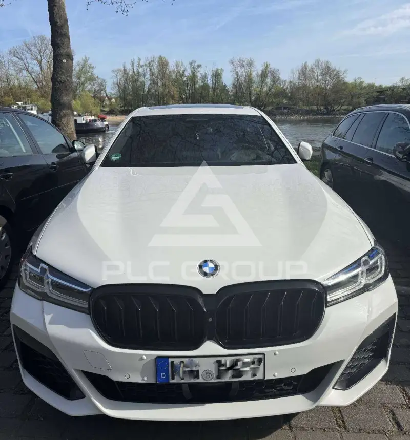2021 BMW 530
