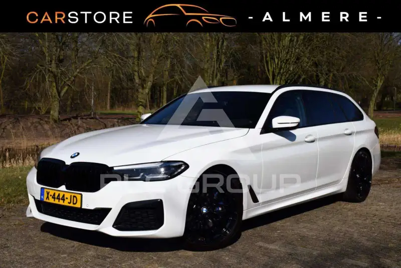 2021 BMW 530