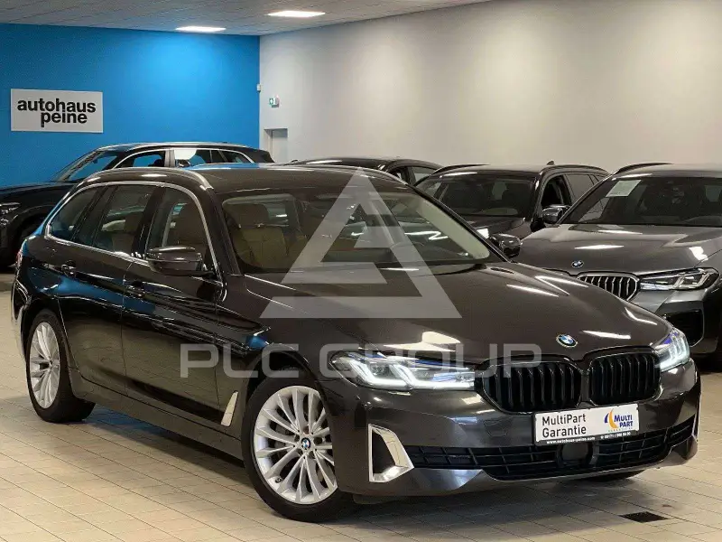 2021 BMW 530